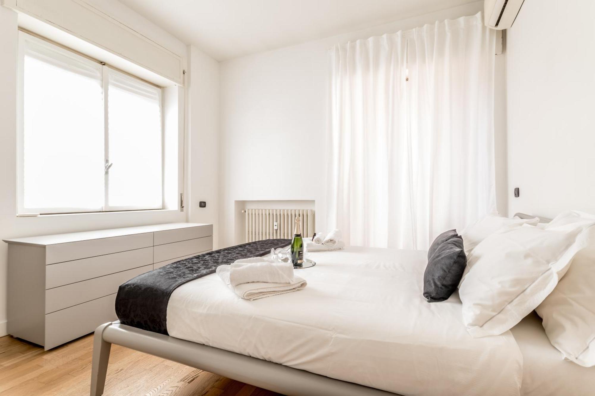 Apartment Bbhome Bright And Elegant Metro Libia High Floor Flat Rome