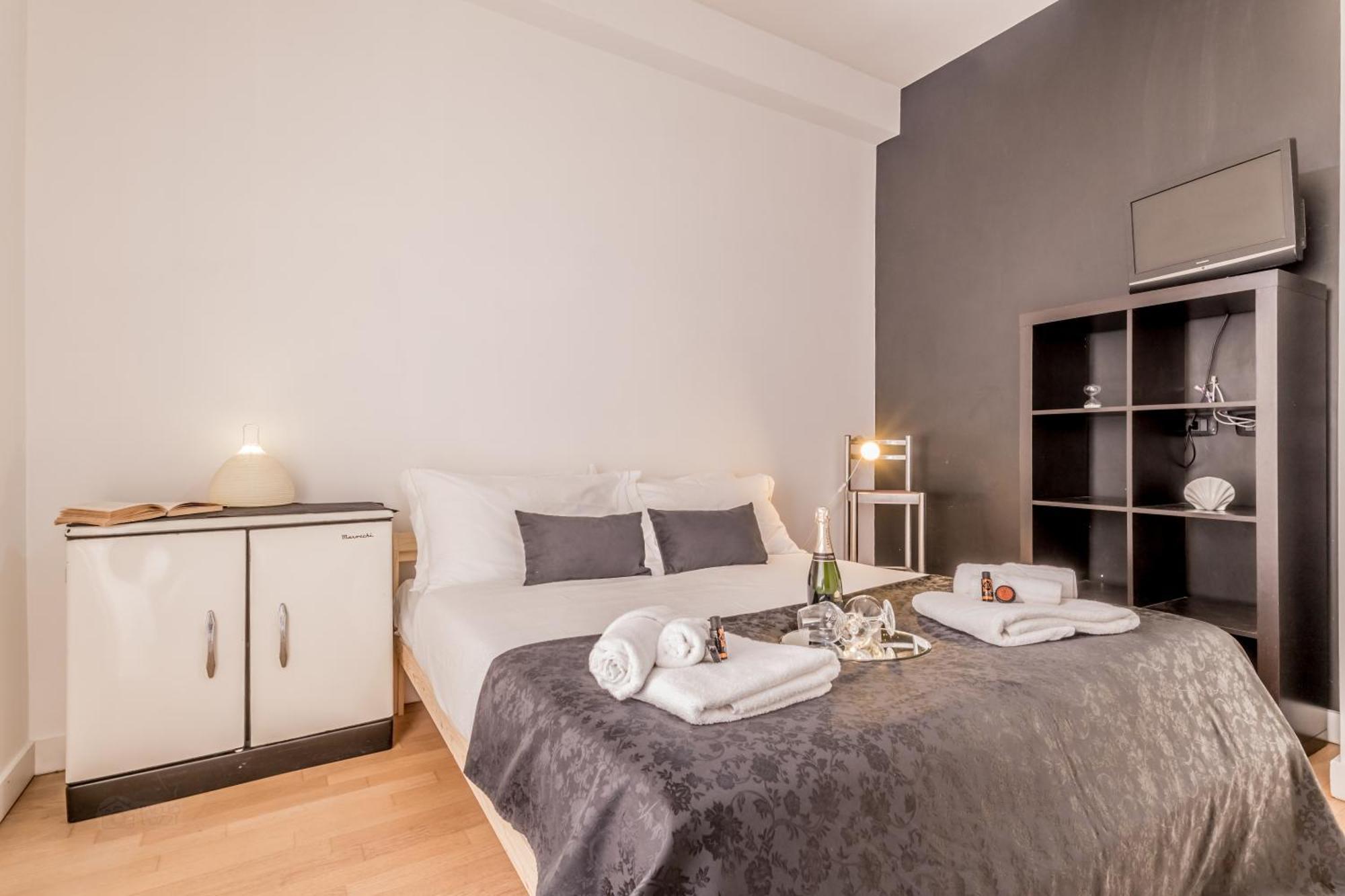 Apartment Bbhome Bright And Elegant Metro Libia High Floor Flat Rome